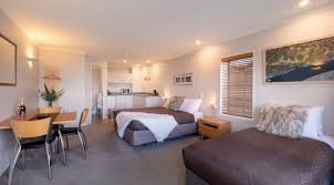 Hotel Lake Brunner